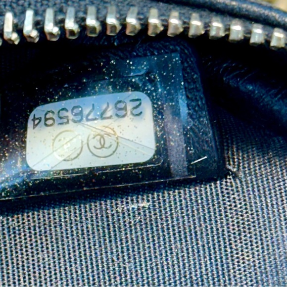 RARE Chanel CC Logo Lucky Charms Mini Crossbody Bag - Picture 6 of 6